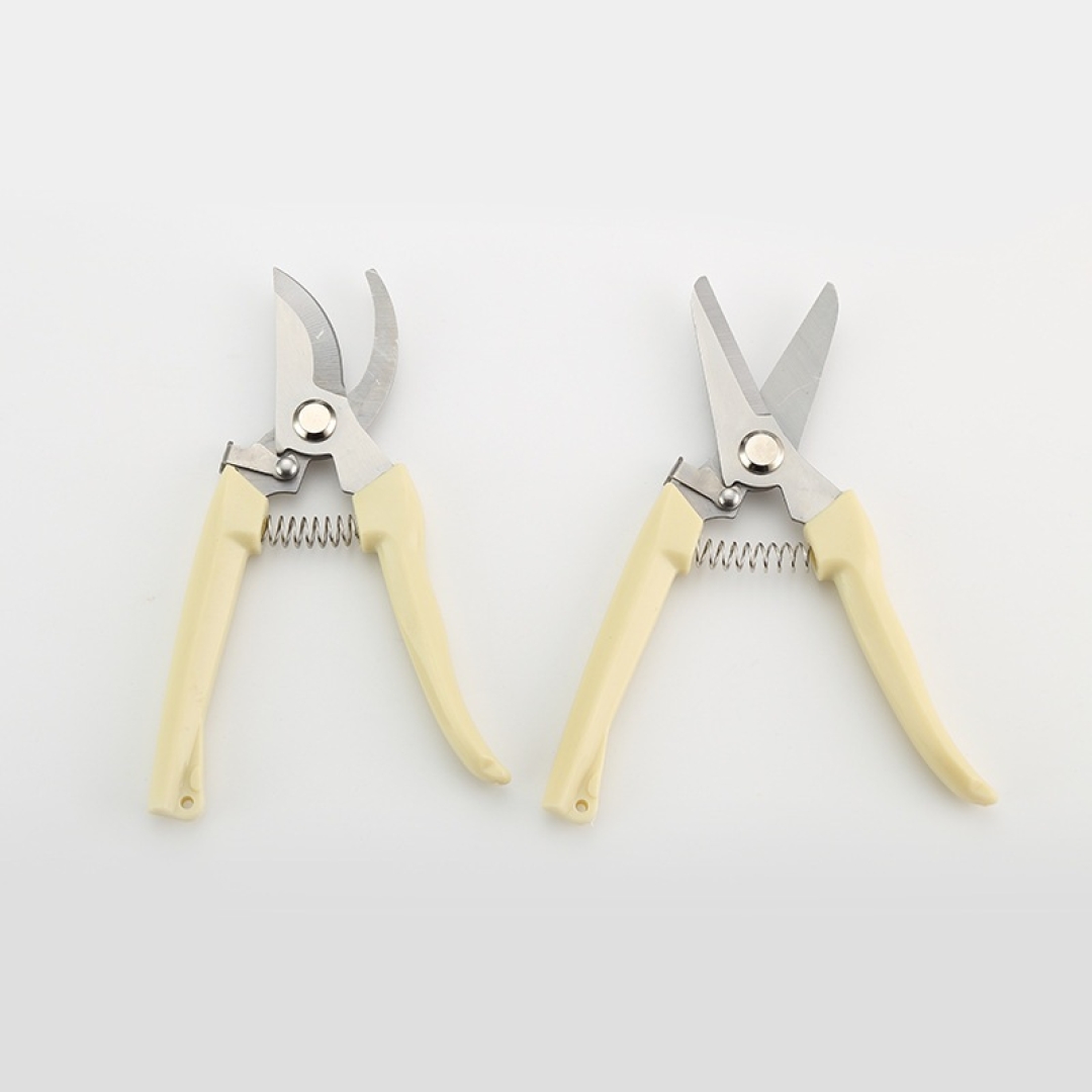 Stainless steel tree branch shears