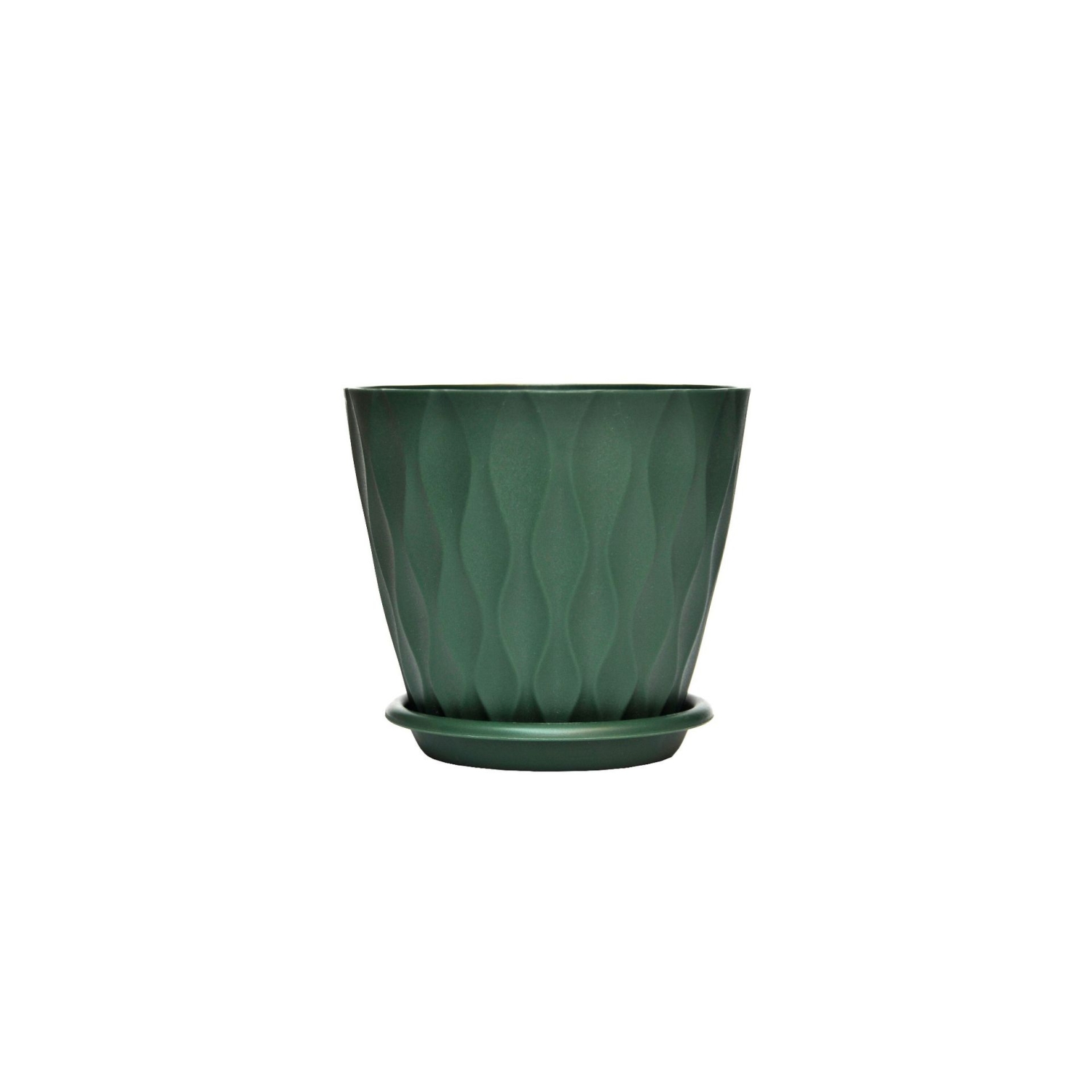 Plastic flower pot with saucer