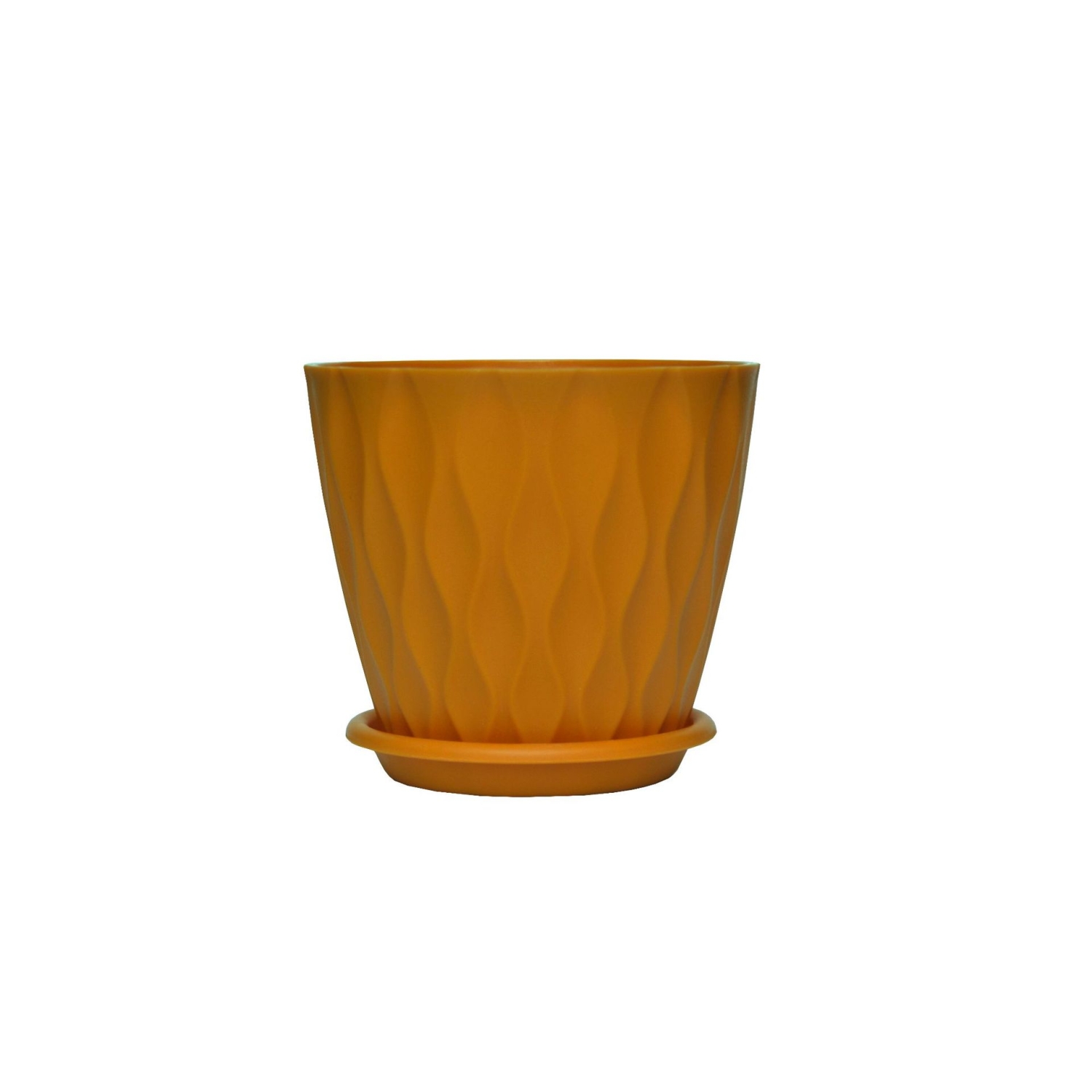 Plastic flower pot with saucer