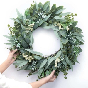 50cm Simulated Eucalyptus Leaf Wreath