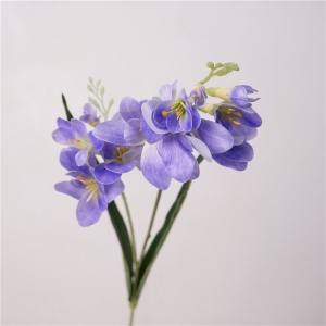 Moisturizing artificial freesia