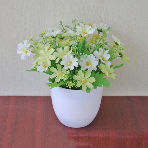 Artificial chrysanthemum potted plant