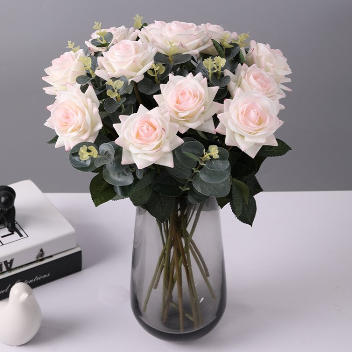 Hand-feel moisturizing artificial rose