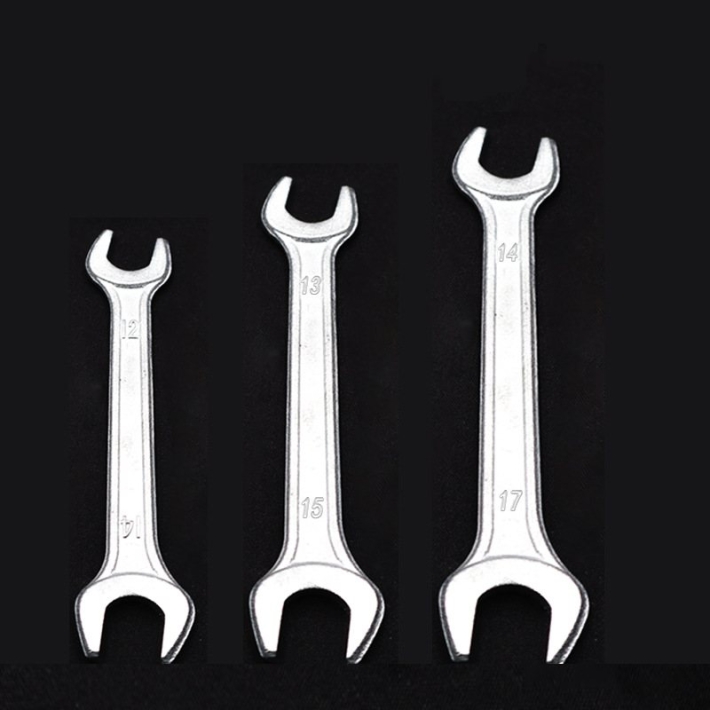 Double-ended open-end wrench manufacturing