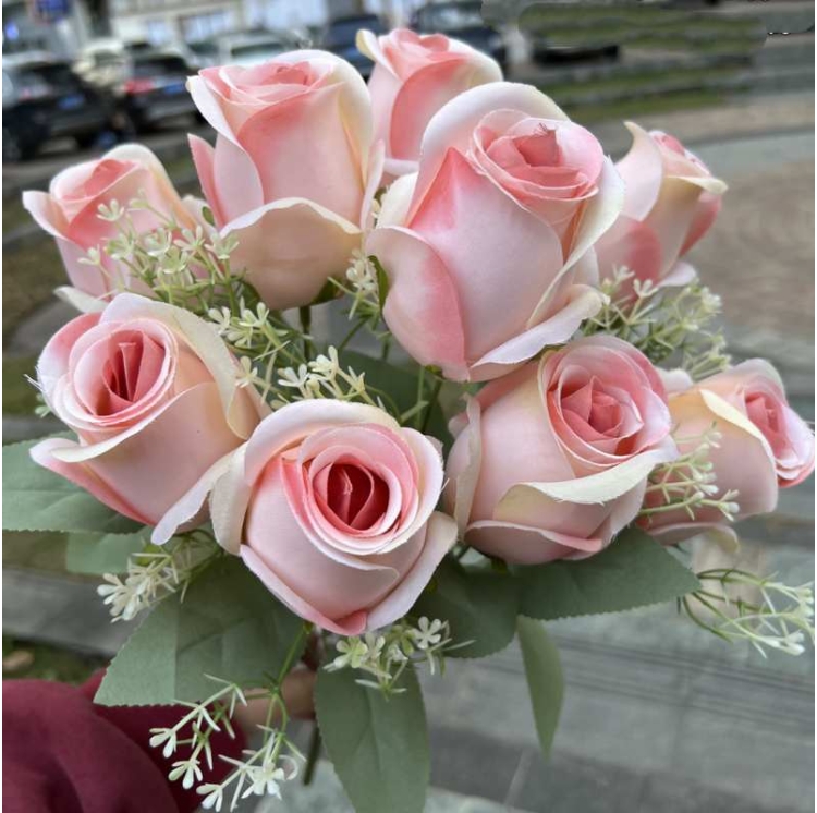 Artificial rosebud with nine flowers