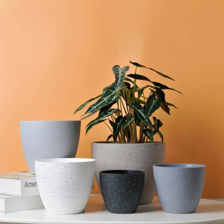 3.5 inches to 9.5 inches Frosted plastic planting pots