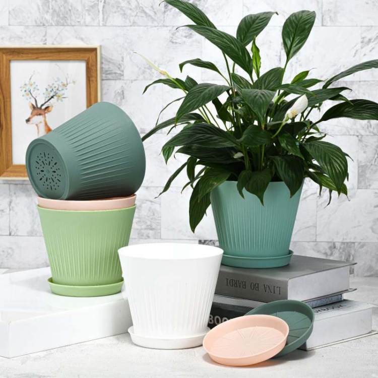 Simple Colorful plastic planting pots