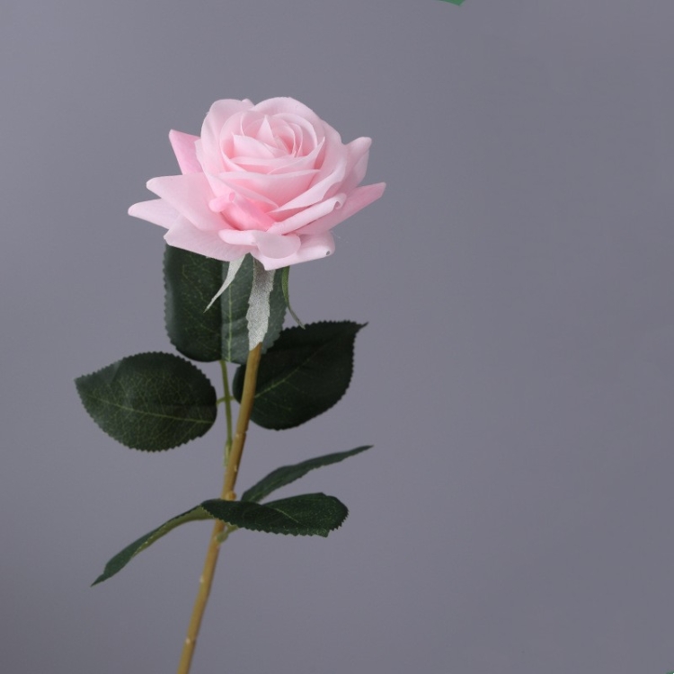 Hand-feel moisturizing artificial rose