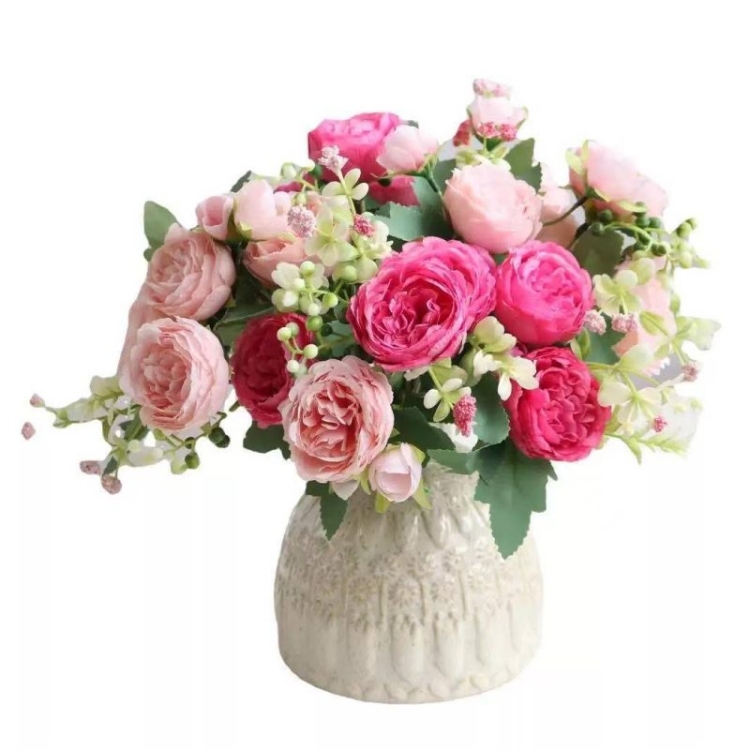 Artificial rose bouquet