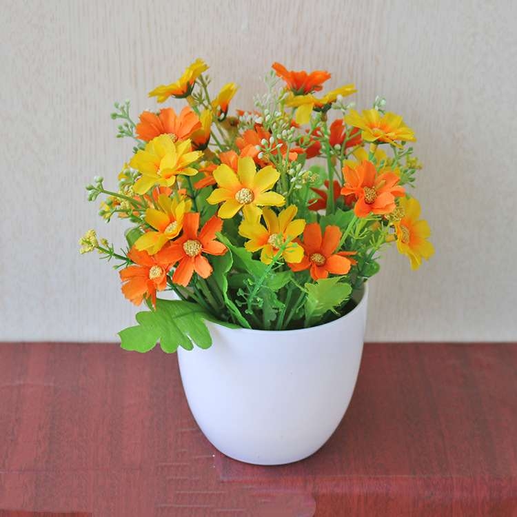 Artificial chrysanthemum potted plant