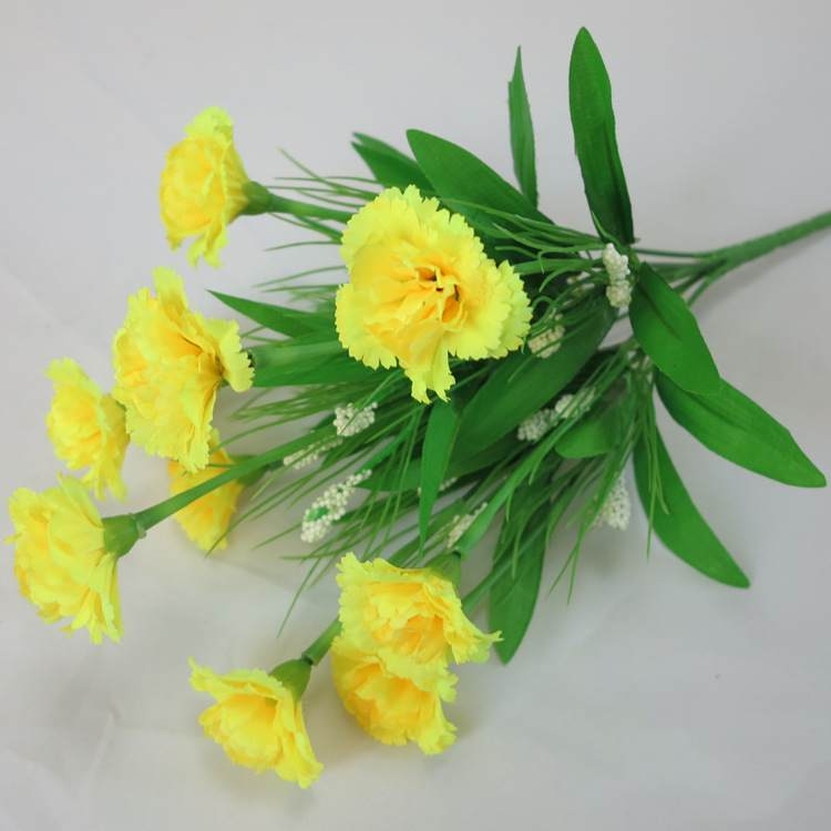 Artificial carnation bouquet