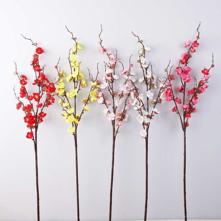 Simulated plum blossoms