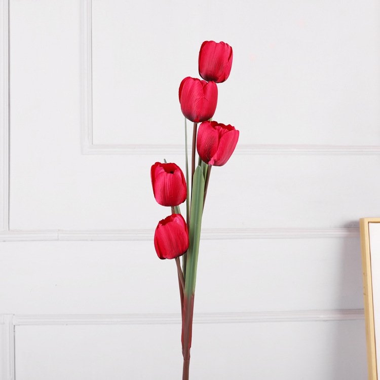 Simulated five-headed tulip