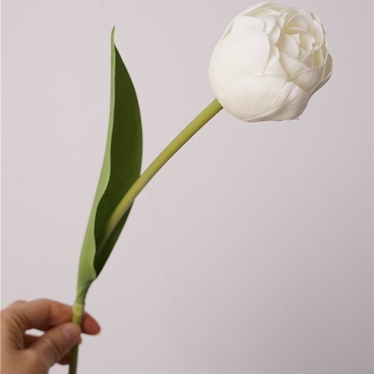Artificial tulip-shaped camellia