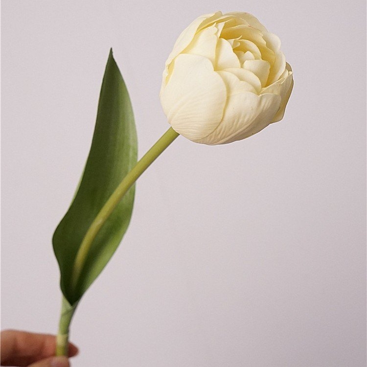Artificial tulip-shaped camellia