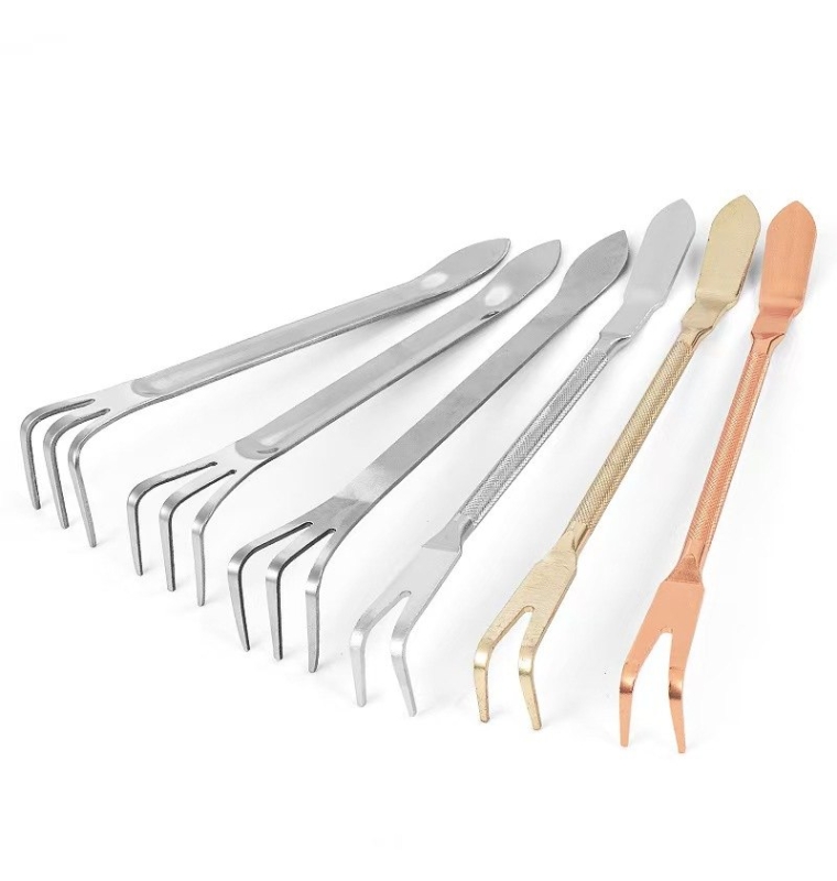 Stainless Steel Dual-Purpose Gardening Rake