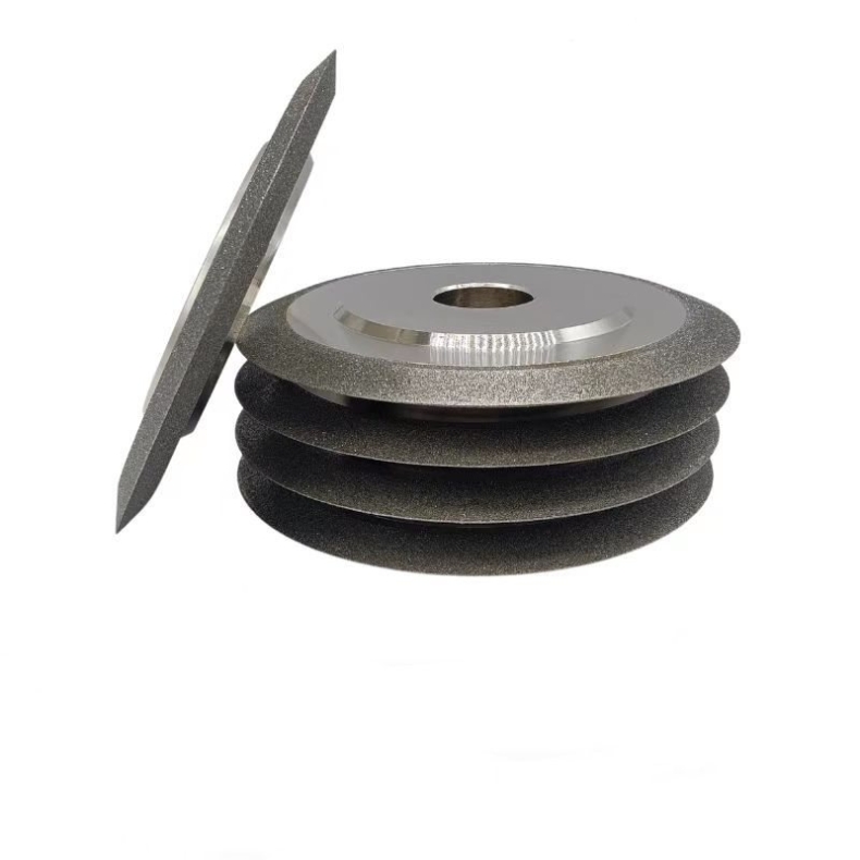 Double-beveled diamond grinding wheel