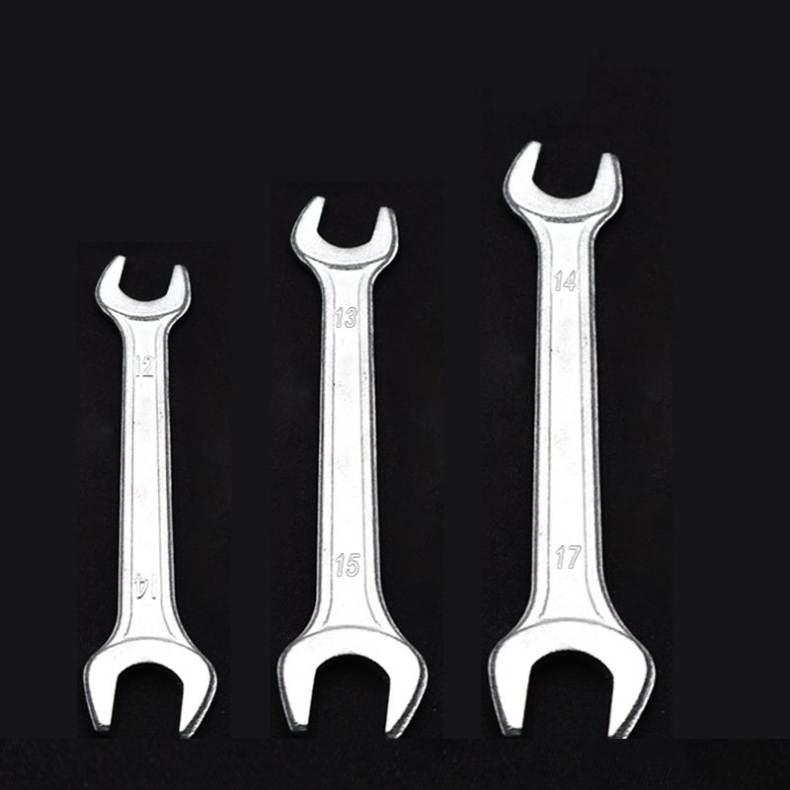 Double-ended open-end wrench manufacturing