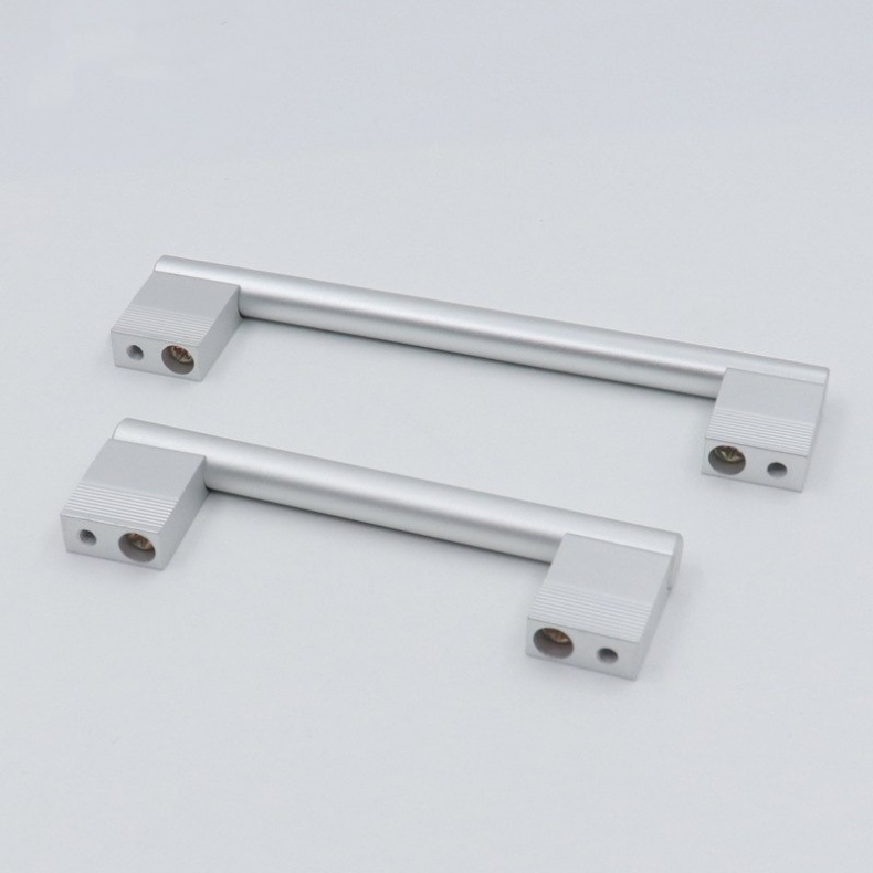 One-line aluminum alloy handle