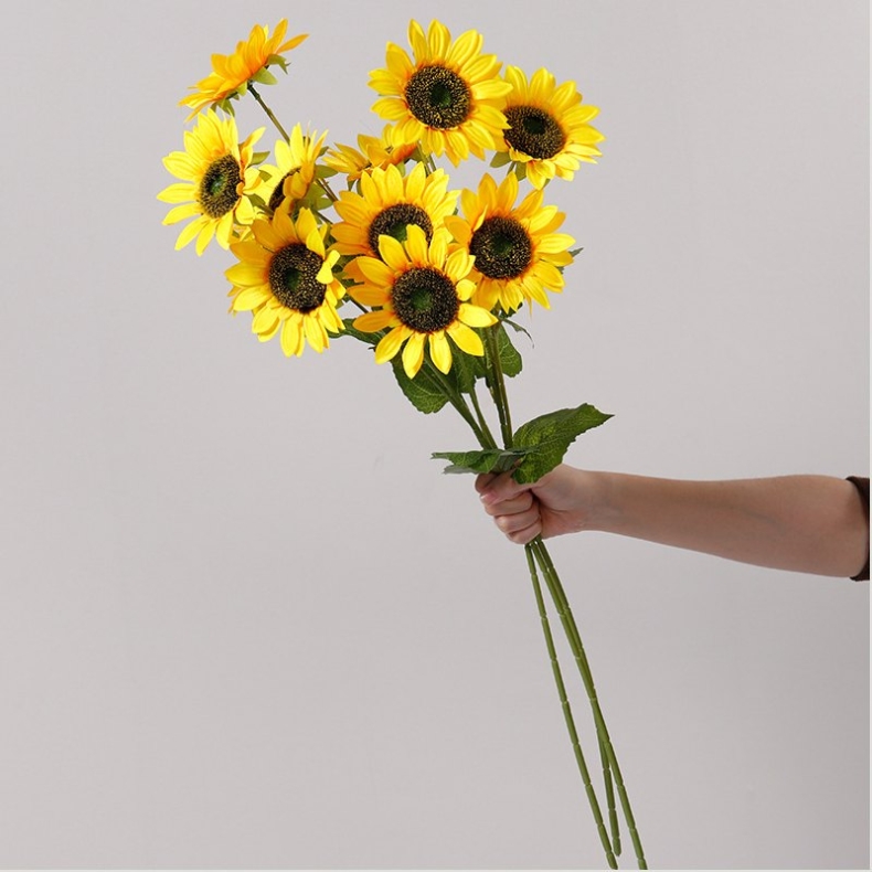Simulated sunflower