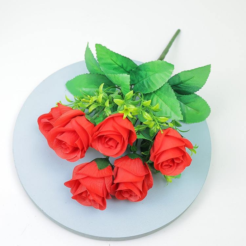 Bouquet of artificial roses