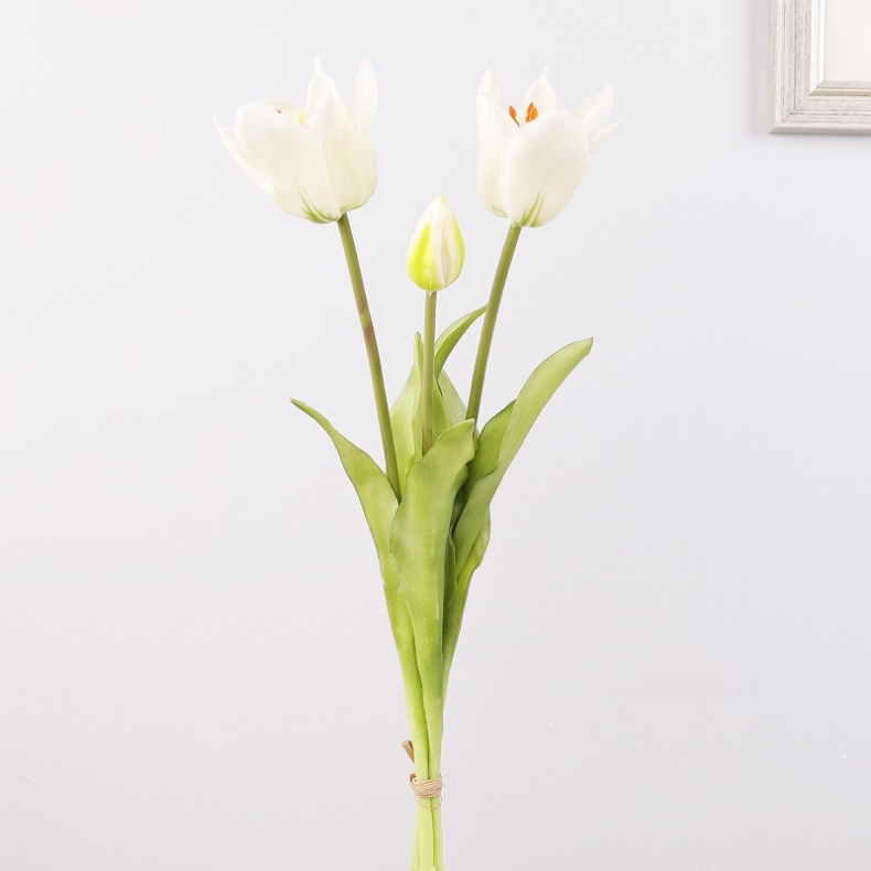 Soft plastic 3-head artificial tulip