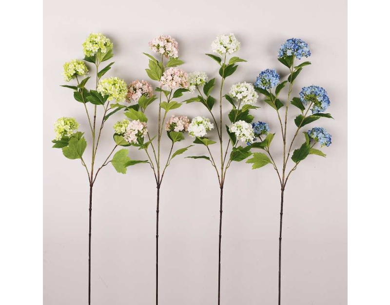 Snowball-shaped artificial hydrangea