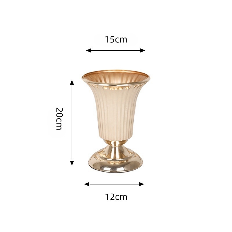 Manufacturer direct sales Iron flower vase