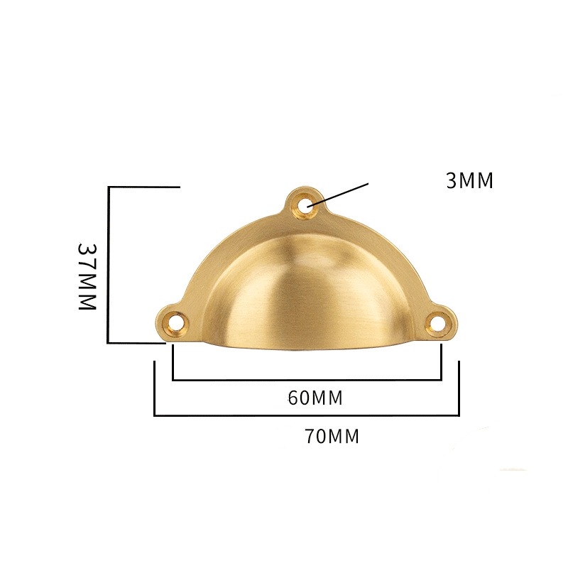 Brass shell-shaped handle