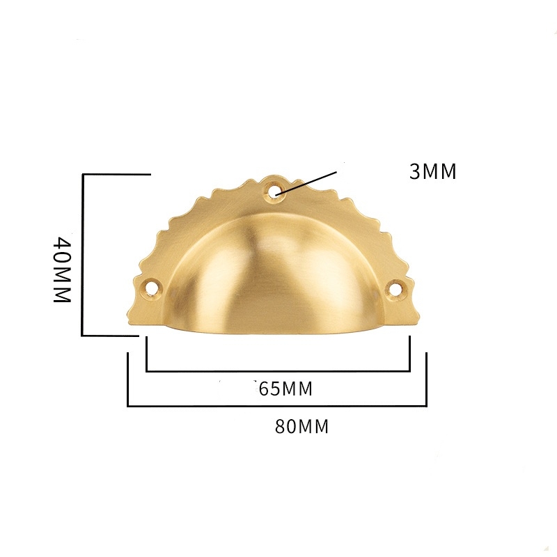 Brass shell-shaped handle