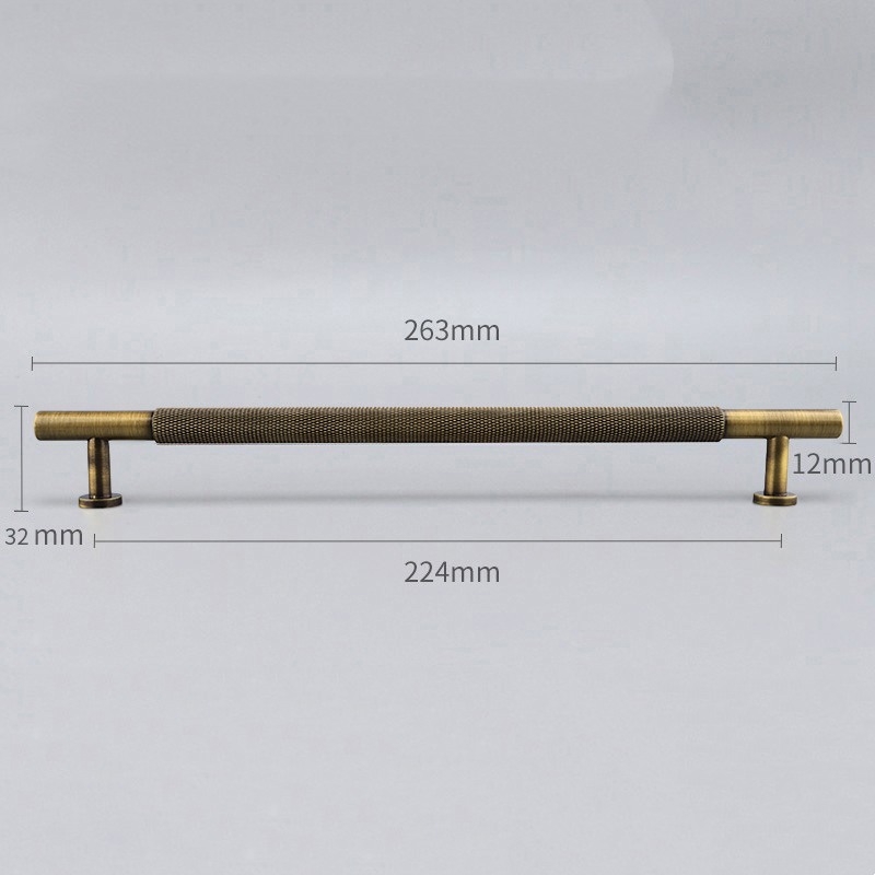 Bronze-colored brass handle
