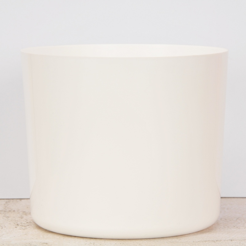 4 inches to 10 inches Plastic flower pots