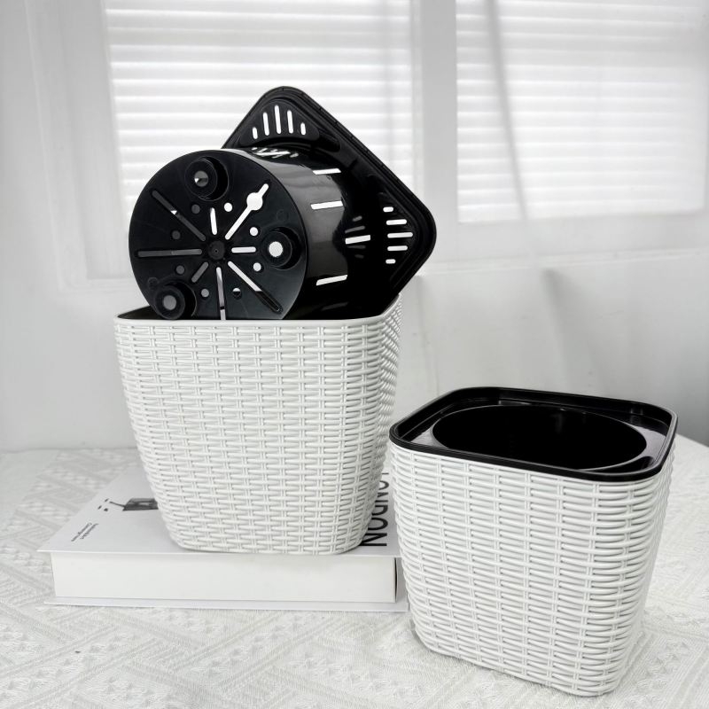 Double-layer anti-vine plastic flower pot