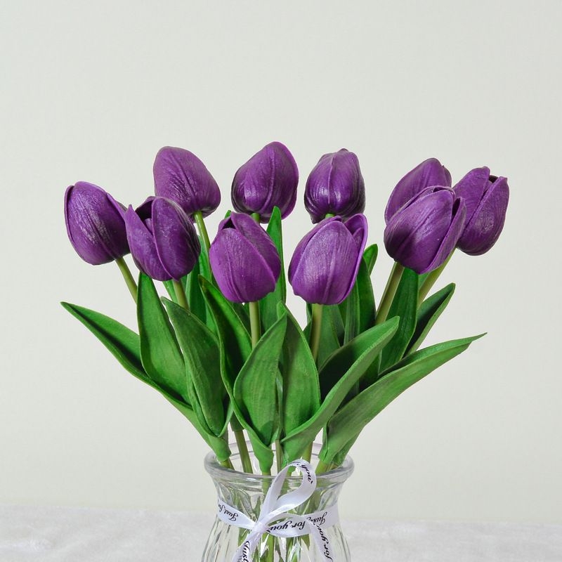 Artificial tulips