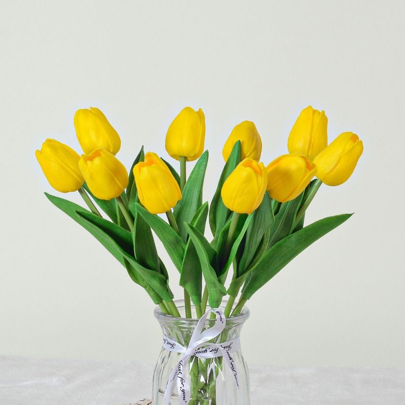 Artificial tulips