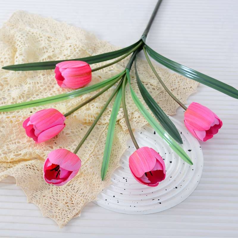 Highly realistic tulips