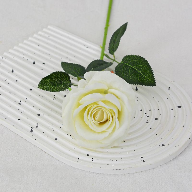 Wholesale artificial roses