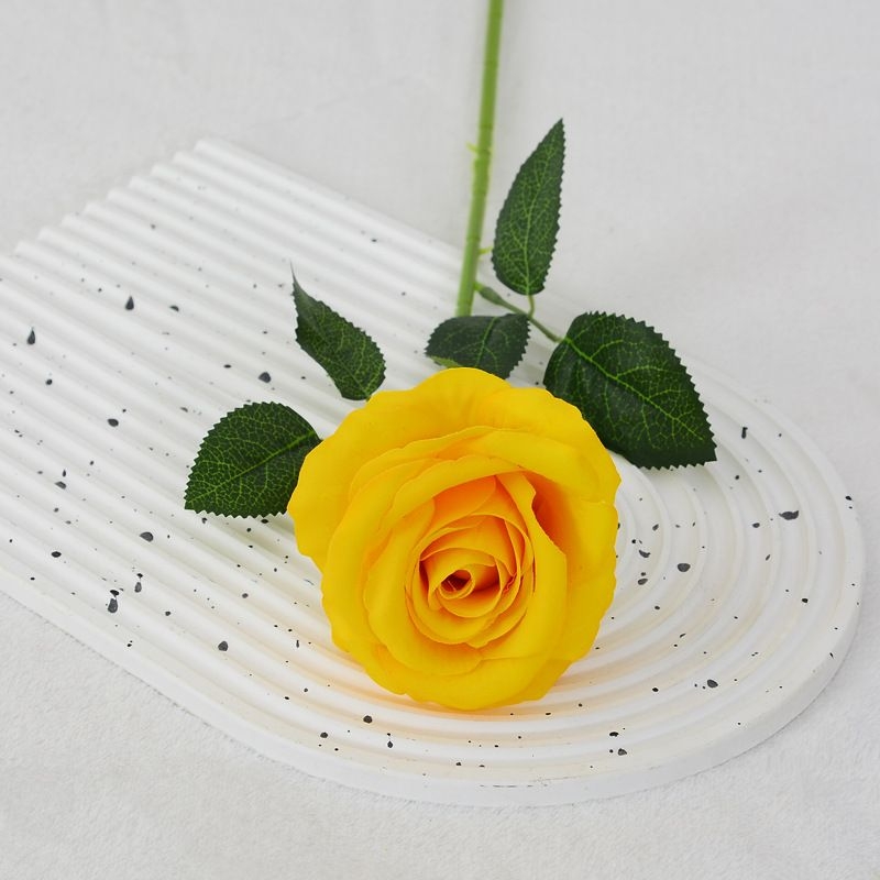 Wholesale artificial roses