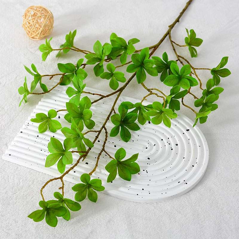 Simulated Leaf Japanese Hanging Clock