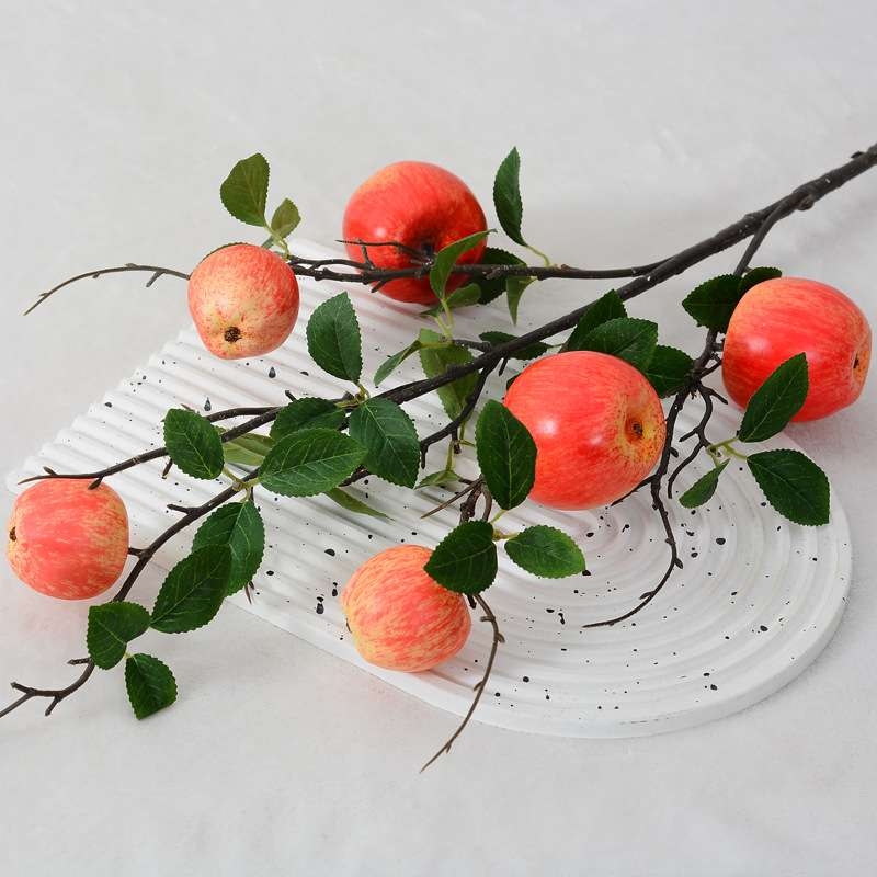 Artificial apple tree