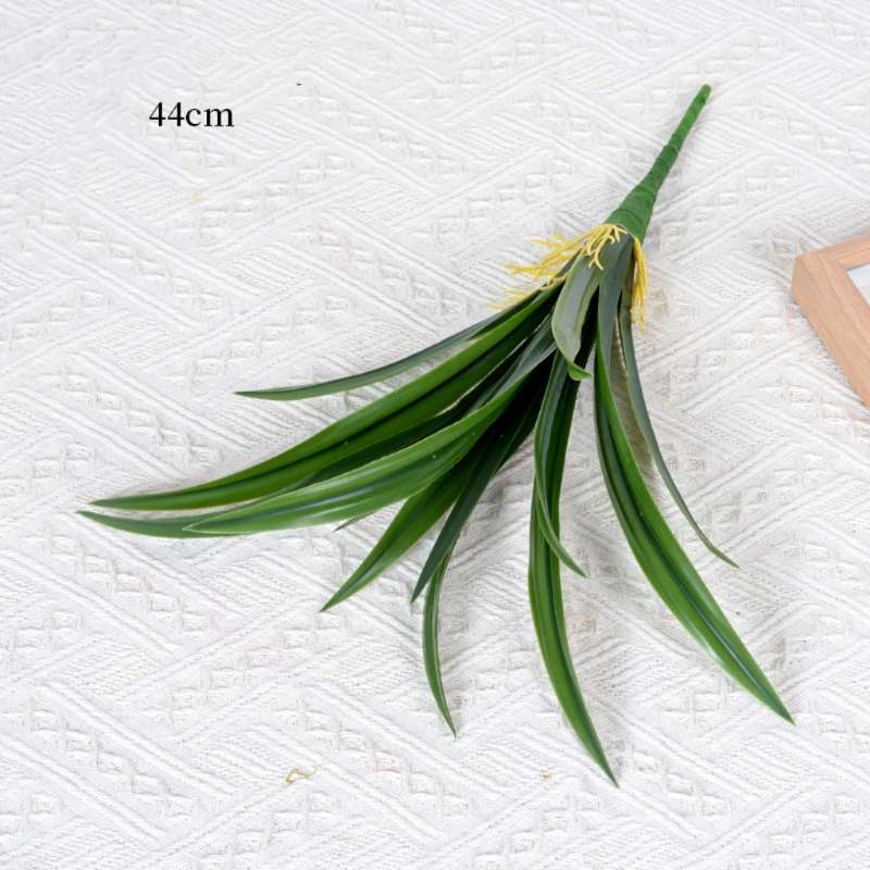 Artificial gladiolus leaves