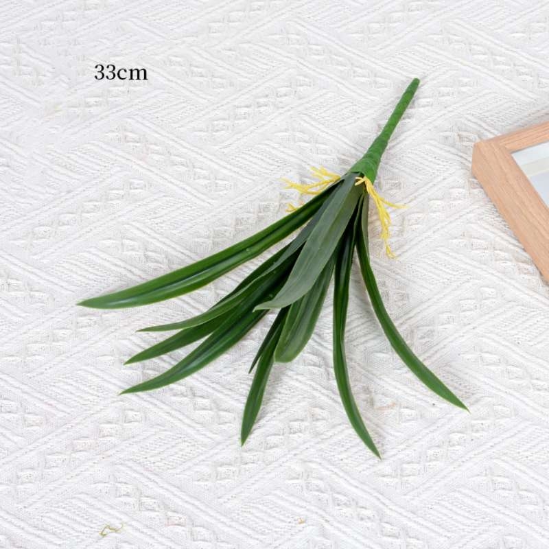 Artificial gladiolus leaves