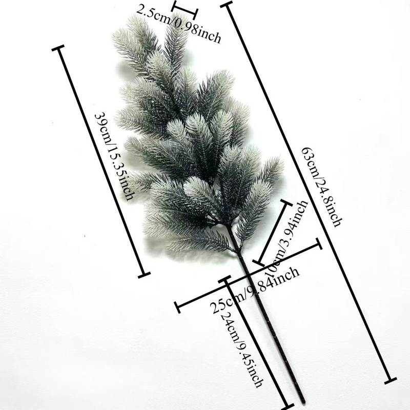 Simulated plastic pine needles