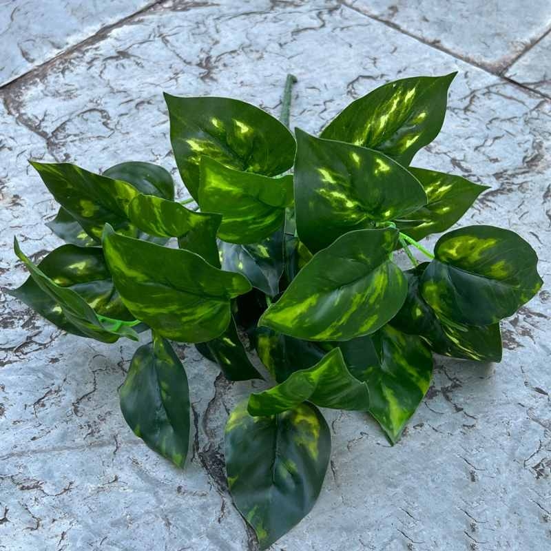 Artificial green plants - peanut leaves, sweet potato leaves, apple leaves, etc.