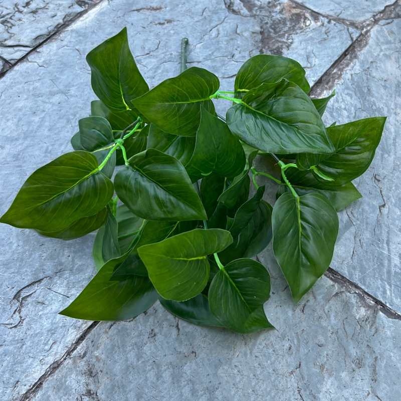 Artificial green plants - peanut leaves, sweet potato leaves, apple leaves, etc.