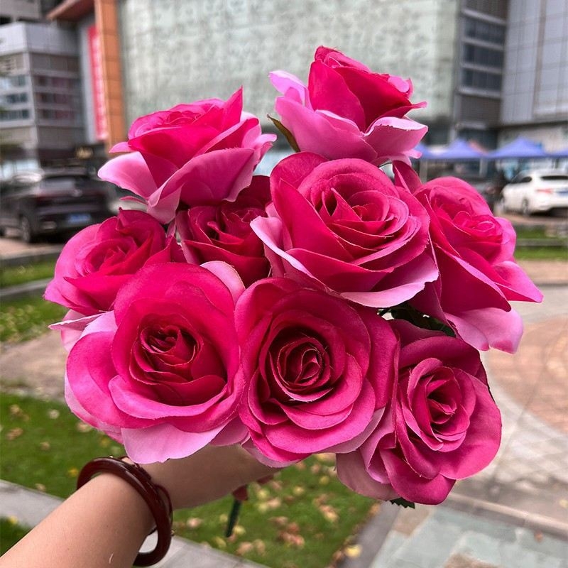 Artificial roses in various colors with nine flower heads