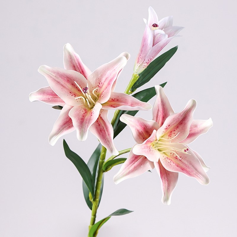 Artificial three-headed lily