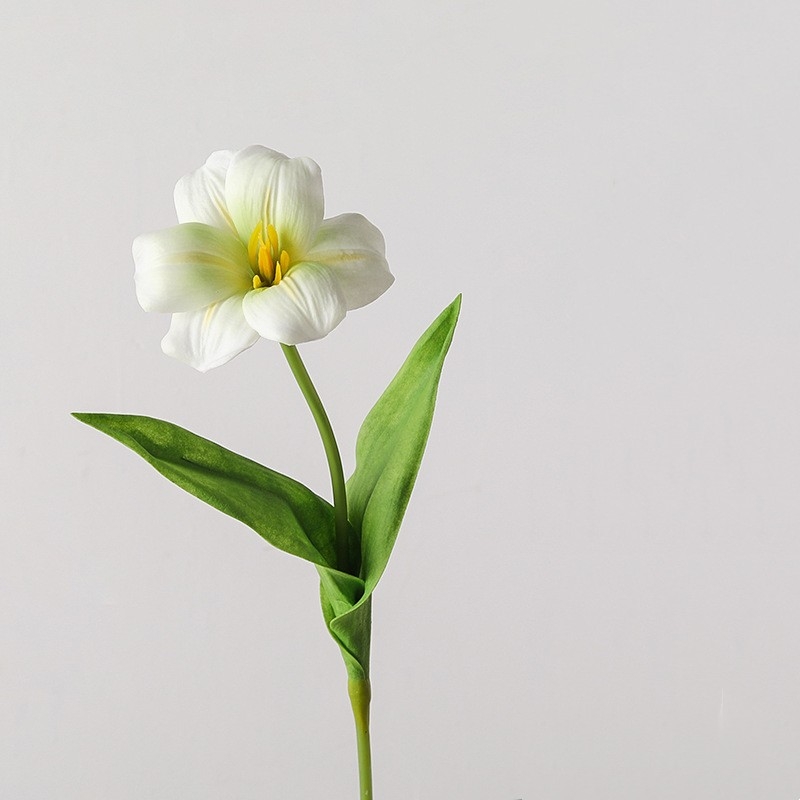 Artificial flowering tulips