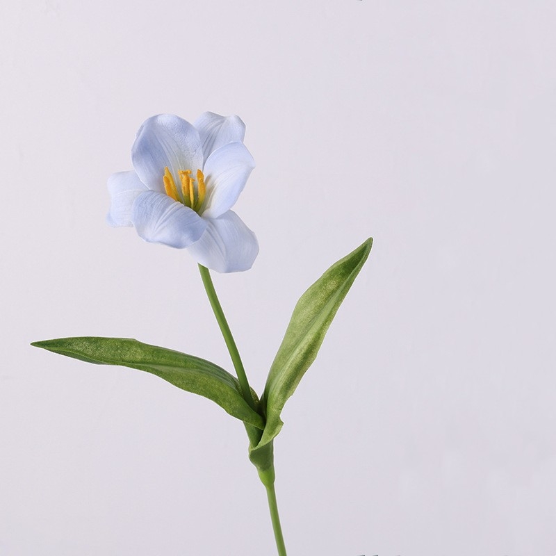 Artificial flowering tulips