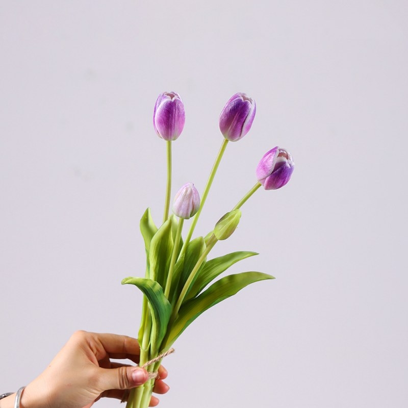 Artificial tulip bouquet